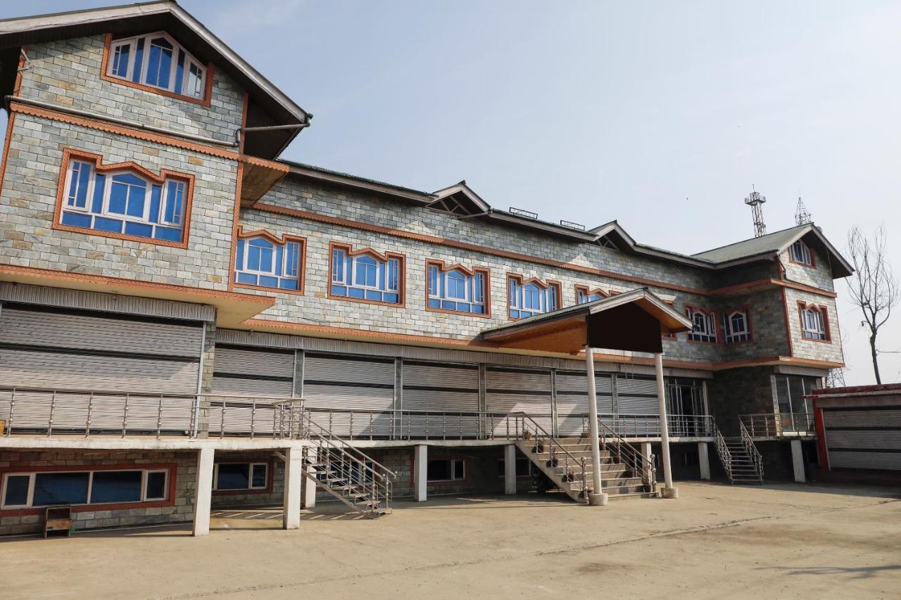 Capital O Sobo Central Srinagar  Luaran gambar